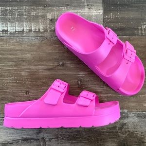 Dirty Laundry Platform Buckle Sandals